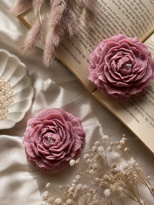 Peony flower candle